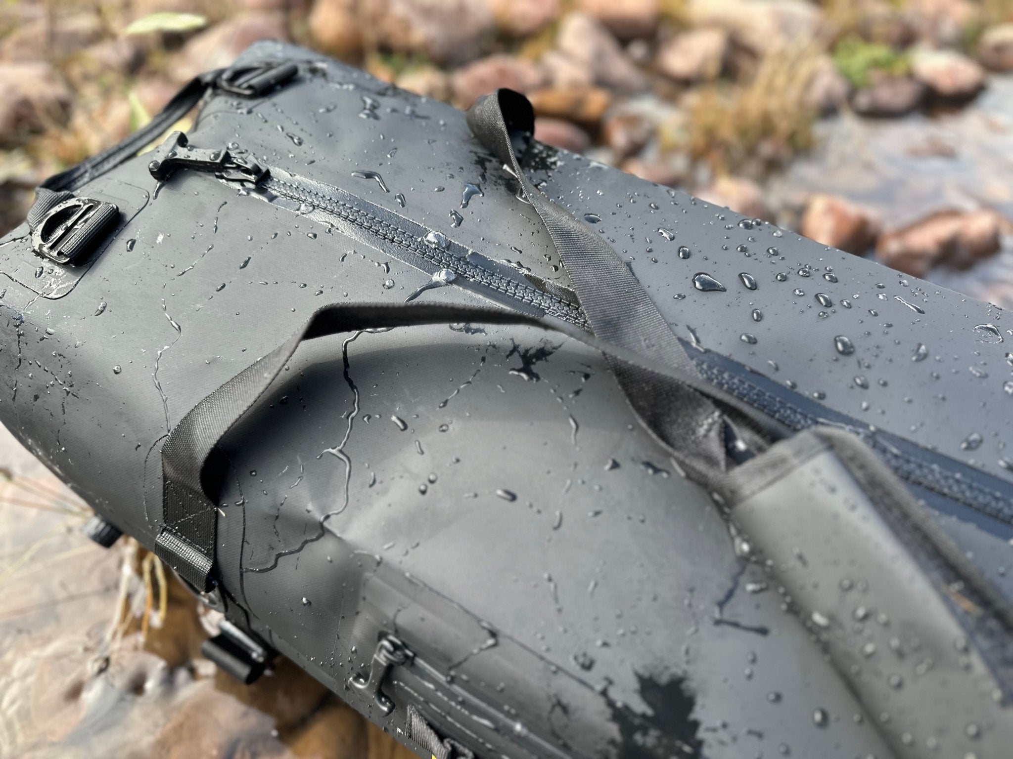 How to Choose a Waterproof Bag for Your Boat - Deso Gear